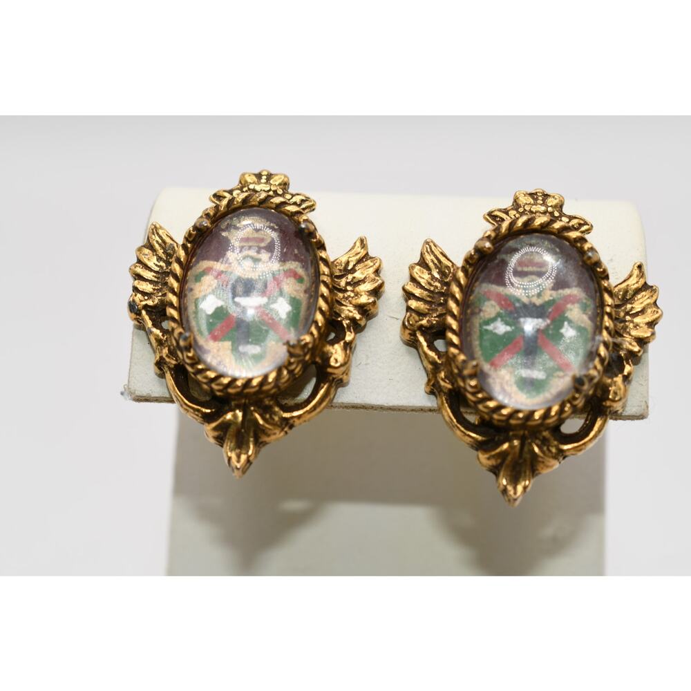Vintage Lucite Intaglio Clip On Earrings Heraldic Crown Crest Mid Century